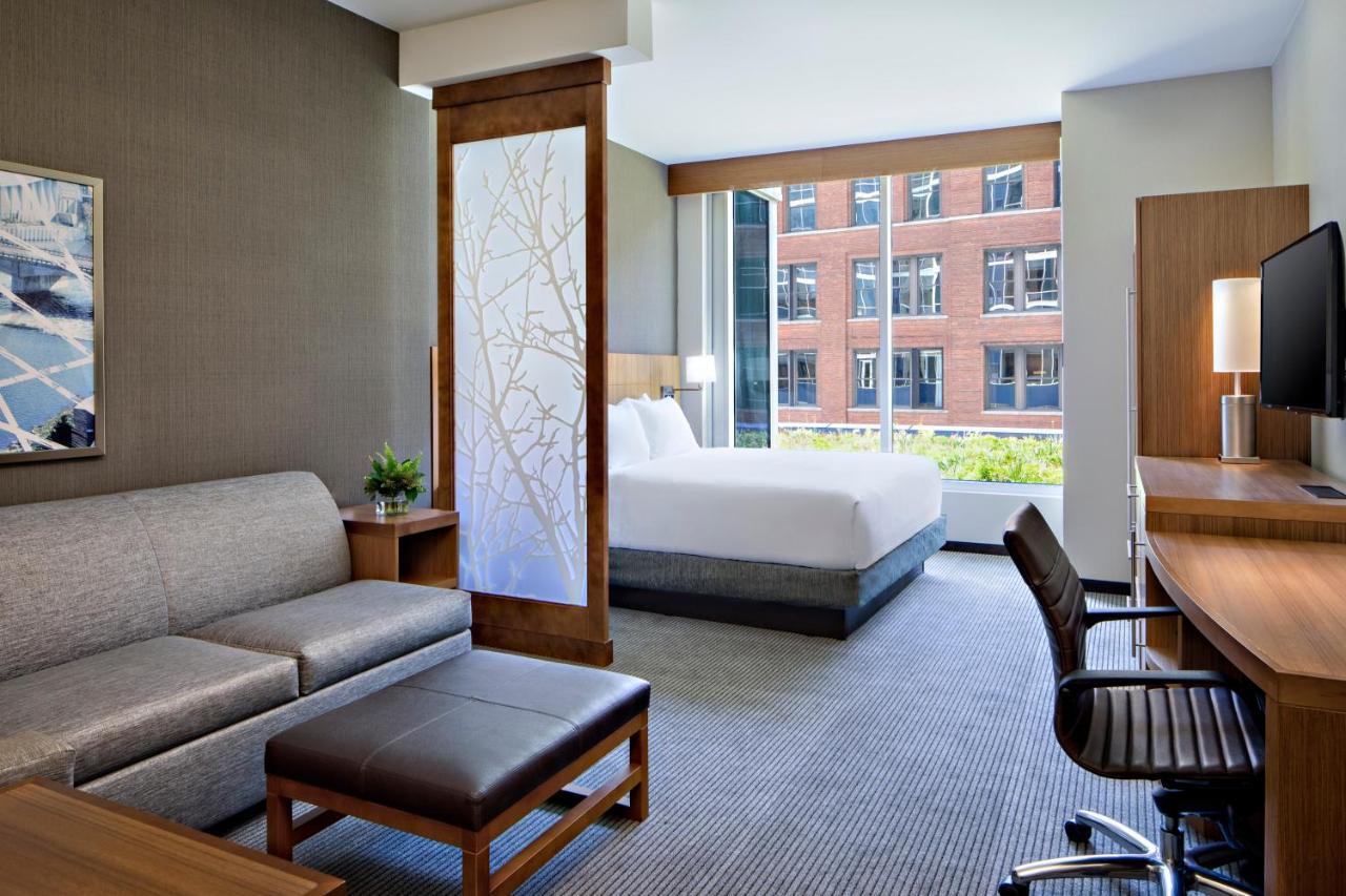 Hyatt Place Grand Rapids Downtown Extérieur photo