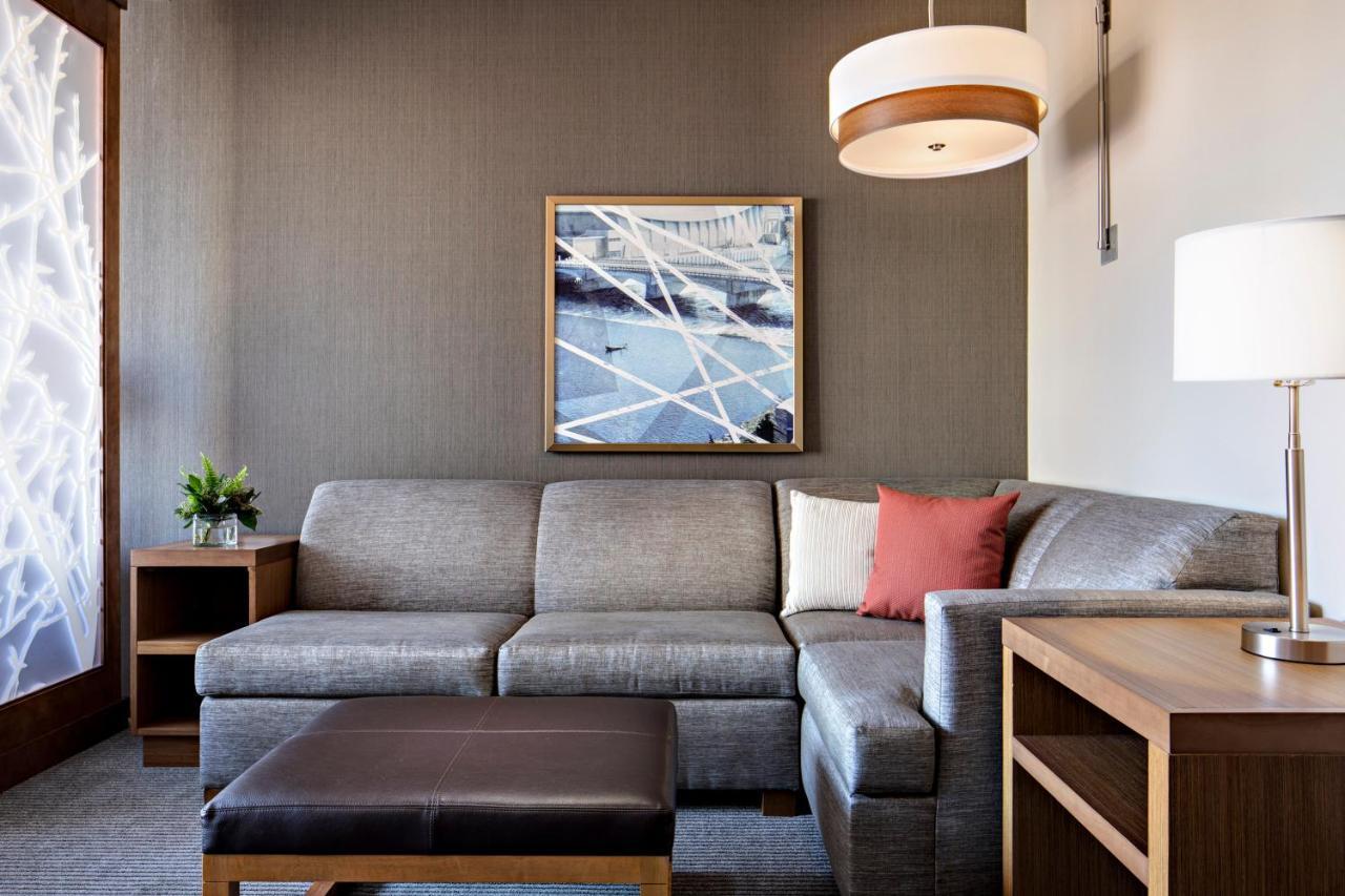 Hyatt Place Grand Rapids Downtown Extérieur photo